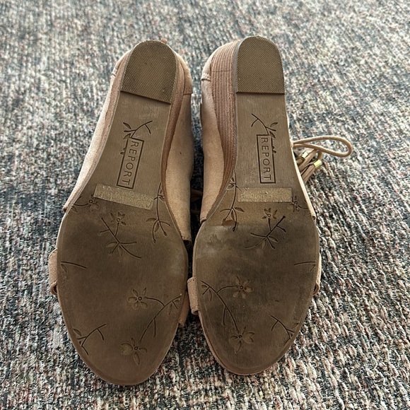 Nude lace up sandals - Picture 5 of 6